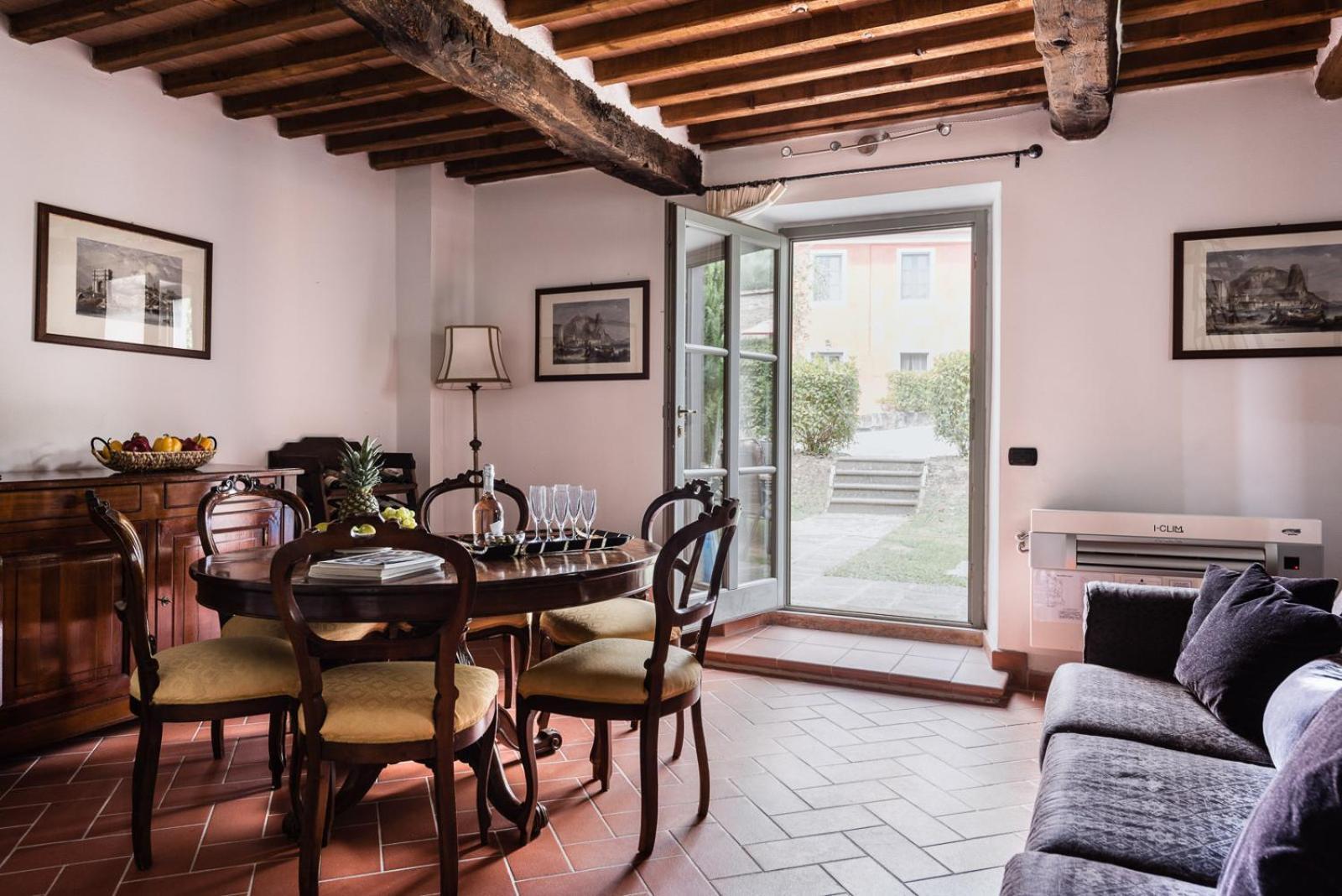 Tenuta Guinigi Antico Borgo Di Matraia - Exclusive Holidays Apartments & Pool 루카 외부 사진